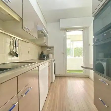 Passy Avec Piscine Apartamento *